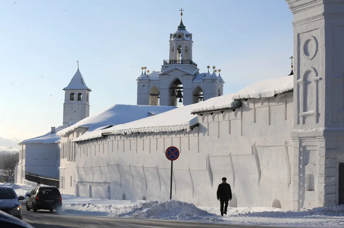 Знакомство с Ярославлем на авто-пешеходной экскурсии в группе