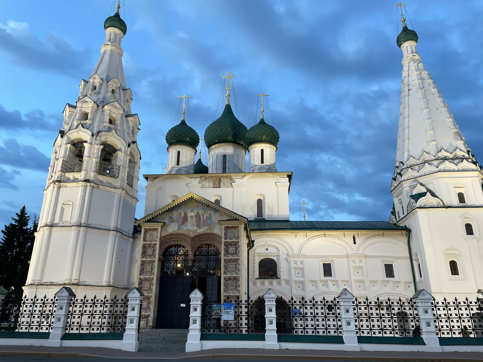 Групповая обзорная экскурсия по Ярославлю «Путешествие во времени»